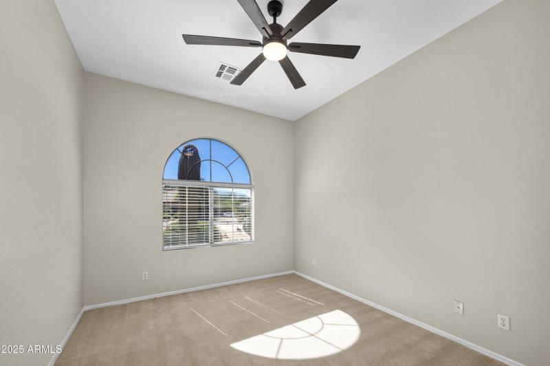 7080-E-Casa-Requena-Drive-32