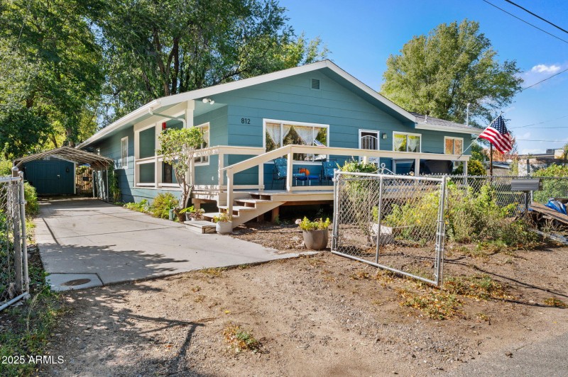 Carport / Driveway / Front Deck