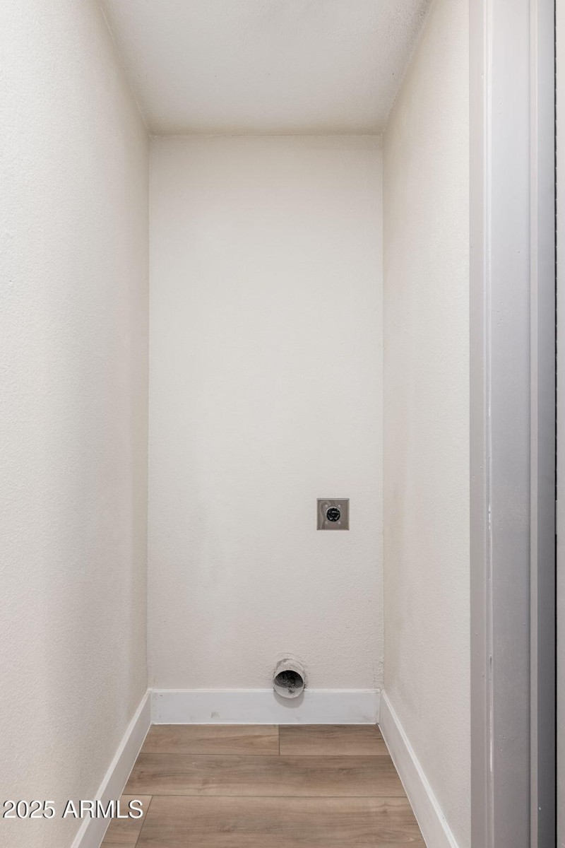 8120 N 32nd Ave - 18