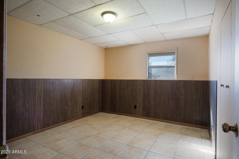 Downstairs Bedroom 1