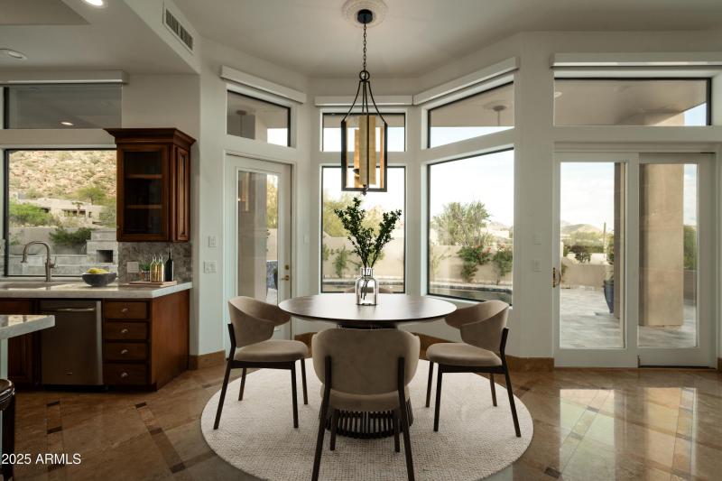 Virtual Staging Dining - DH465