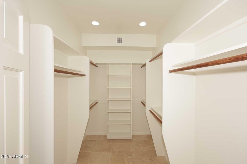 Primary Bedroom-Closet