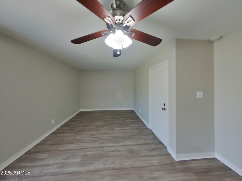 3_pc_e9SDpg23cz_S5ZqCEkey0_layout_1