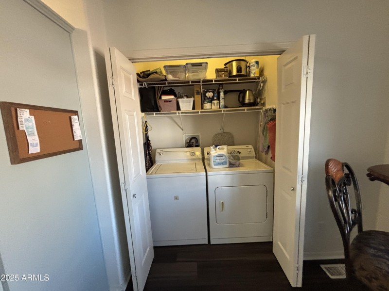 Washer/Dryer Included