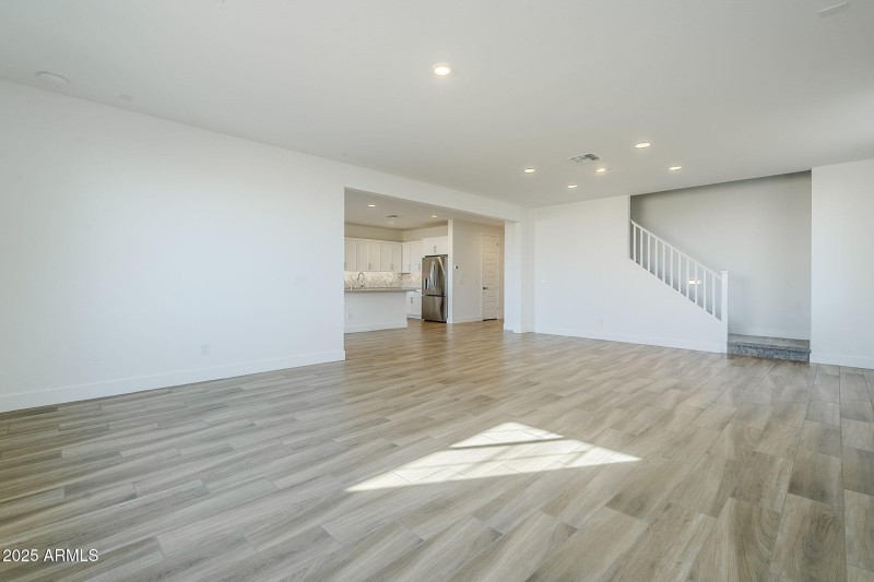 6-web-or-mls-214th-6