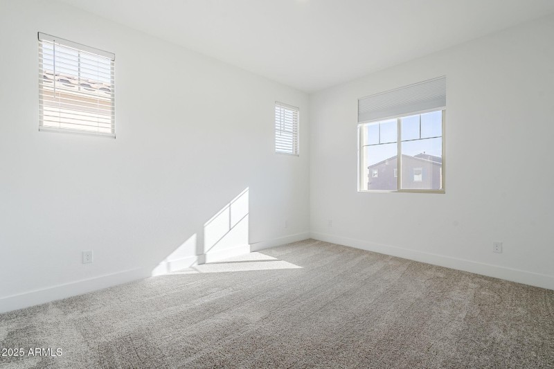 31-web-or-mls-214th-31