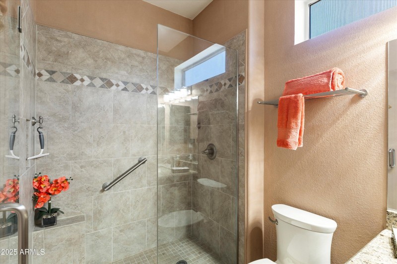 27-15304 W Sierra Vista Dr