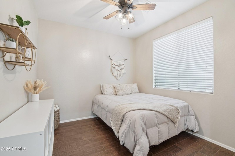 1-web-or-mls-W Stoneman Dr-S0407-017