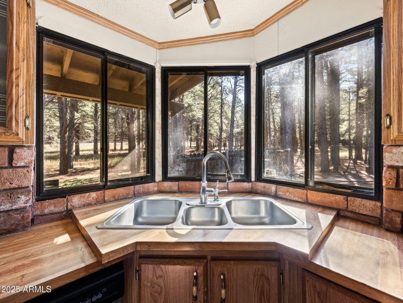 17-web-or-mls-3328 Crimson Rd-106