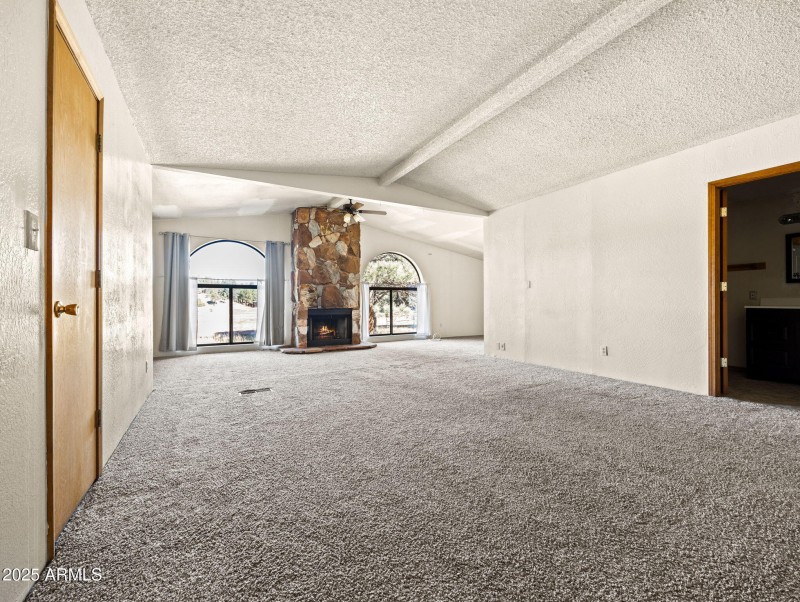 23-web-or-mls-3328 Crimson Rd-116