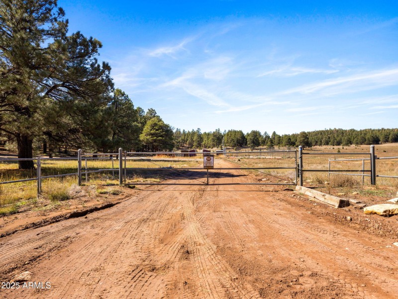 70-web-or-mls-3328 Crimson Rd-171