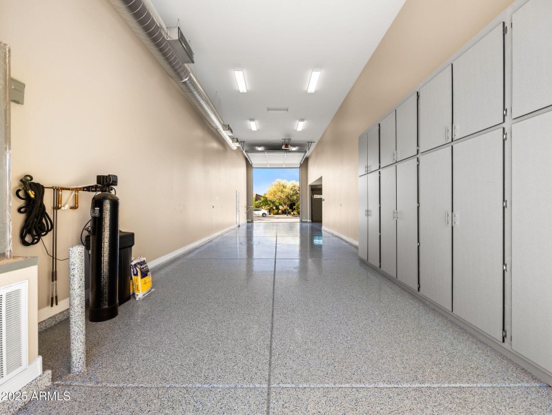 RV Garage