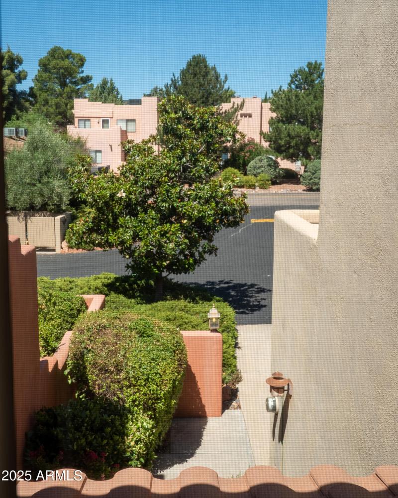 JL_105SugarloafSt-Unit2-22