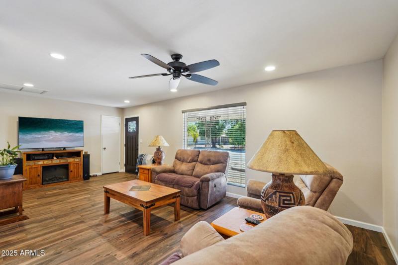 11-web-or-mls-N Kaanapali Dr-S1810-011