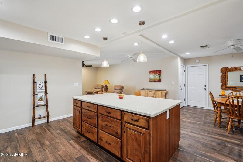 15-web-or-mls-N Kaanapali Dr-S1810-015