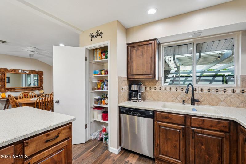 16-web-or-mls-N Kaanapali Dr-S1810-016