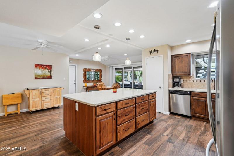 18-web-or-mls-N Kaanapali Dr-S1810-018