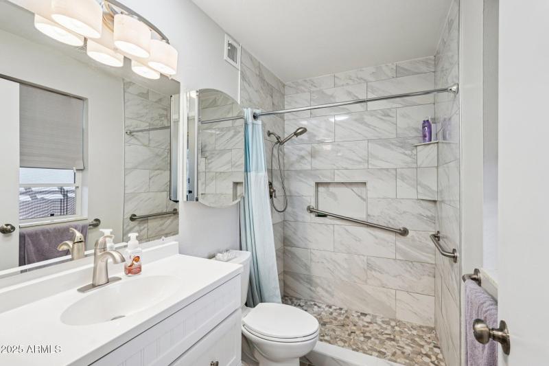 24-web-or-mls-N Kaanapali Dr-S1810-024