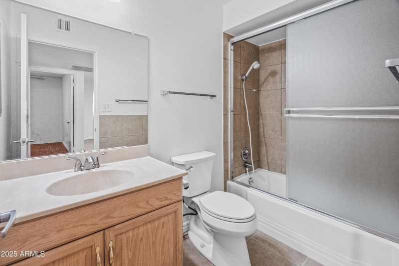 10926 W Abbott Ave-16