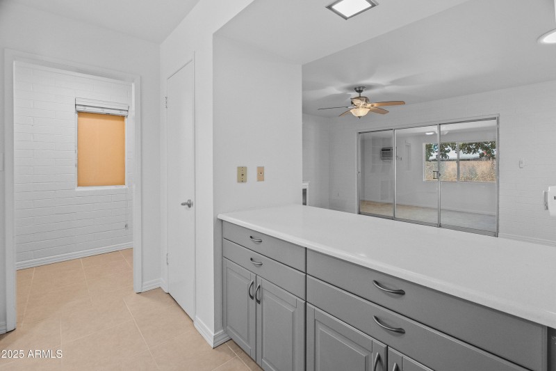 10926 W Abbott Ave-34