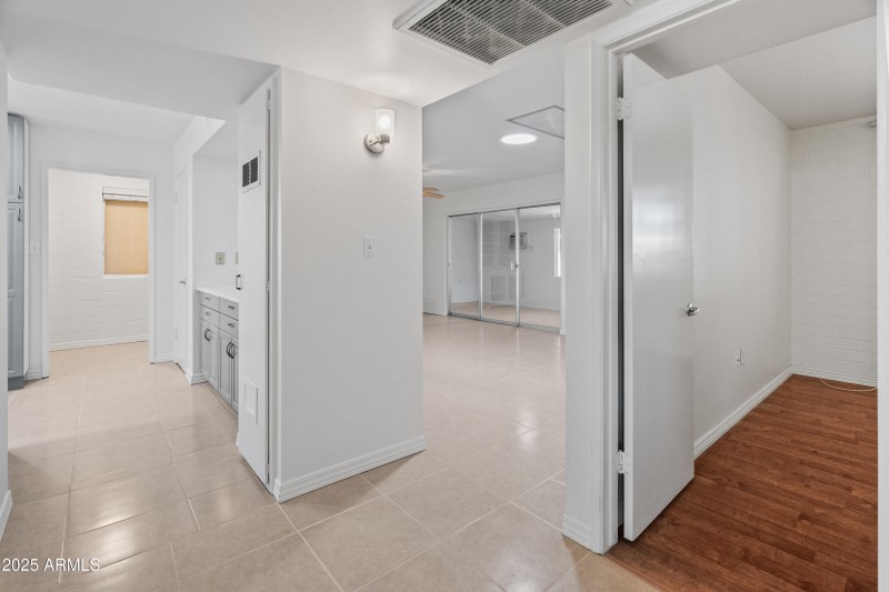 10926 W Abbott Ave-35