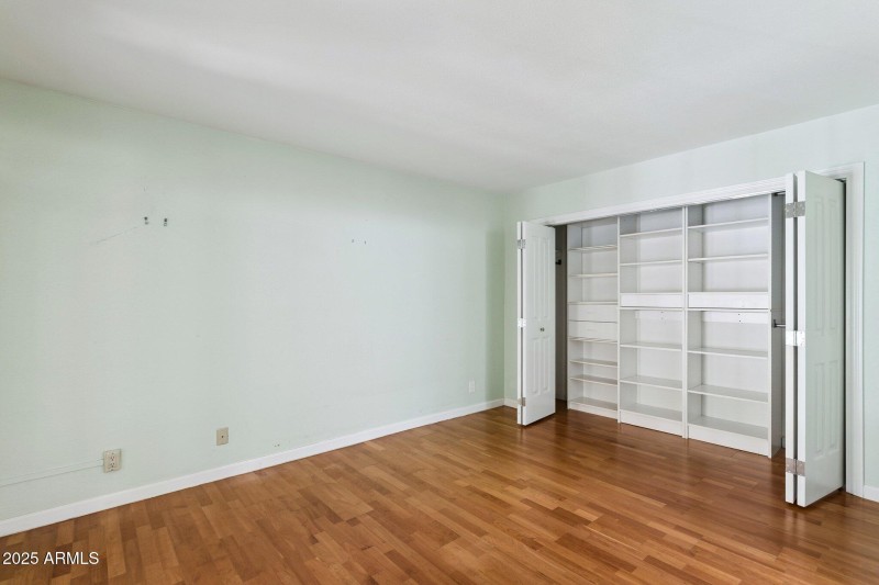 29-web-or-mls-8919-n-80th-pl