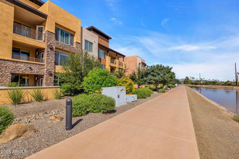 58-web-or-mls-896A0582