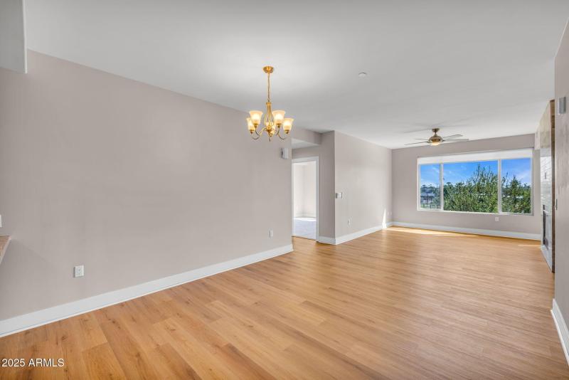 21-web-or-mls-896A0440