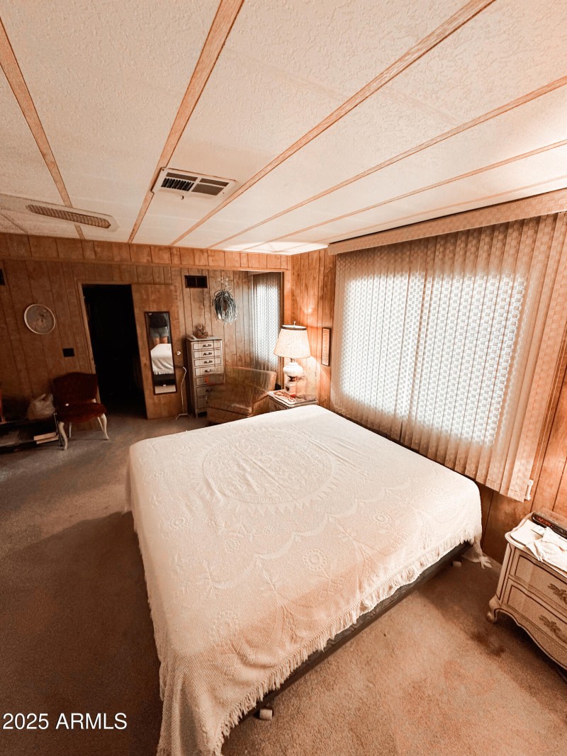 AC50A7FA-32C2-42C8-9F7F-327382CA3626