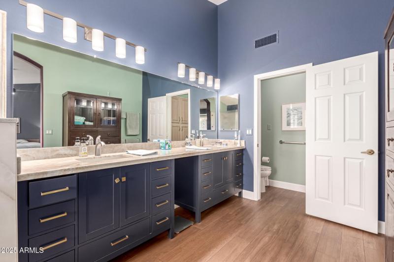 22 - Mountain Laurel