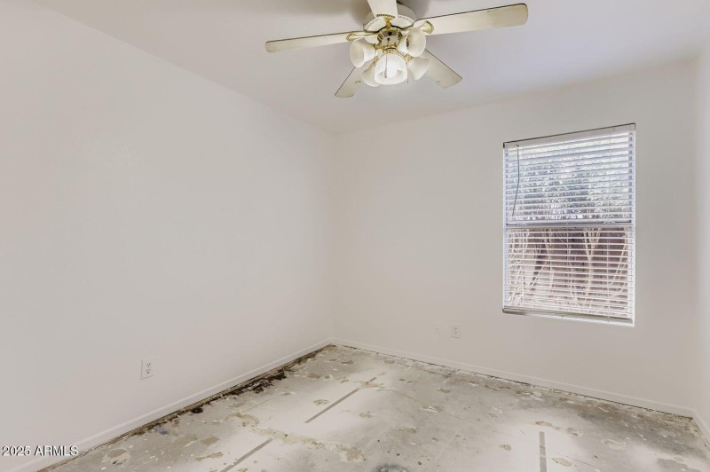 12324 W Edgemont Ave - Web Quality - 022