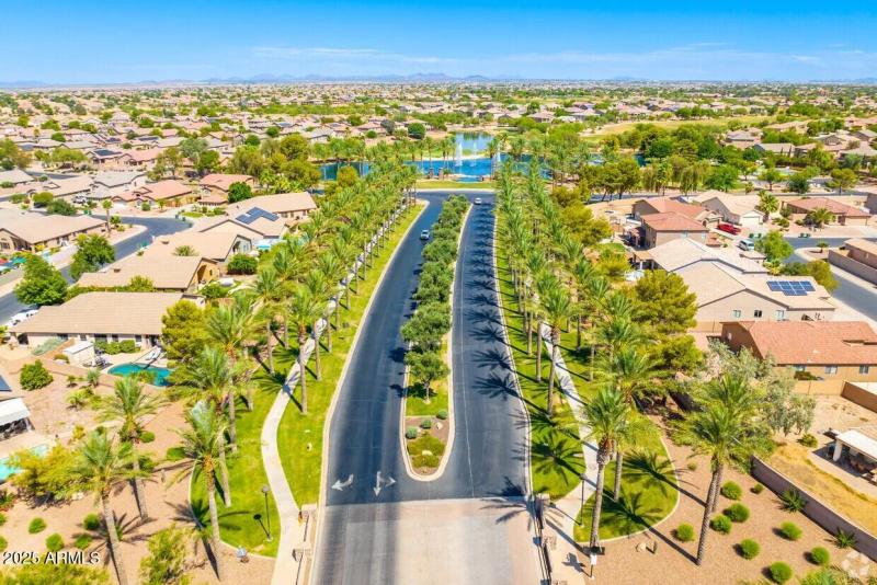 58F7FC7E-21AD-41FD-A71D-214083BC2C3B