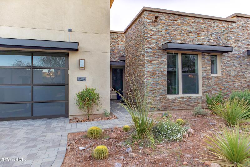 Front walkway to Entry
