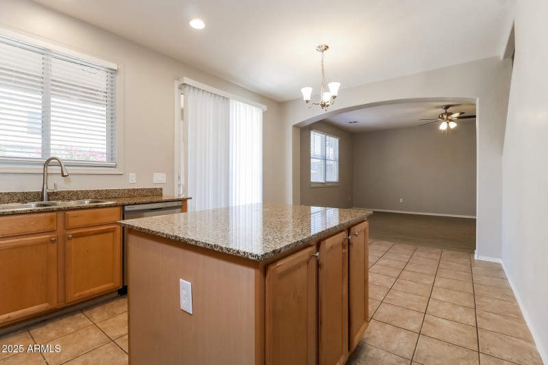 009-photo-kitchen-12850668