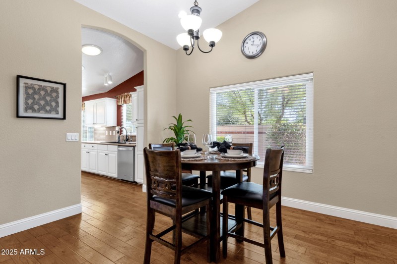 19-web-or-mls-19491-n-88th-ave