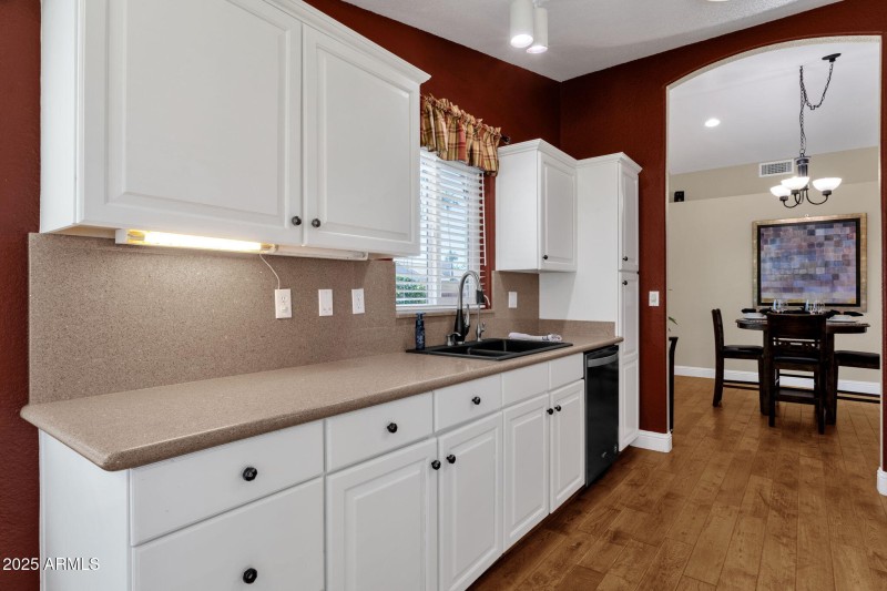 22-web-or-mls-19491-n-88th-ave