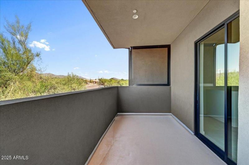 14-Loft Balcony II