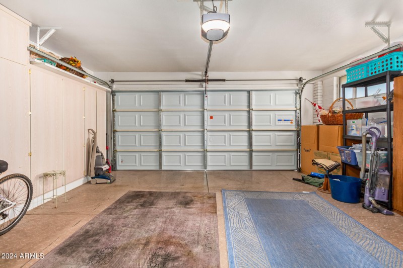 New opener and Storage Cabenits