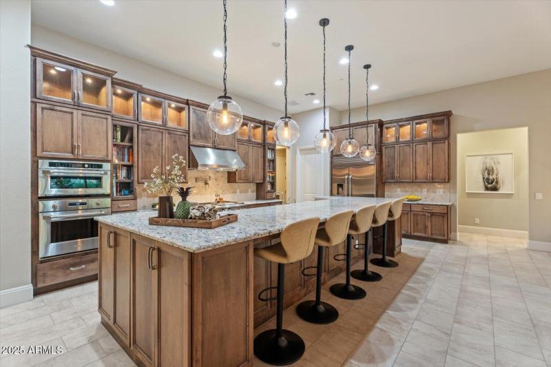Kitchen Island great for Entertaining