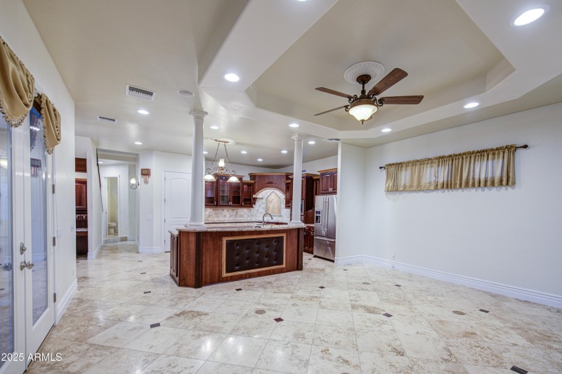 Family Room 4