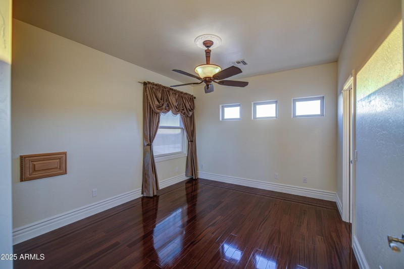 Bedroom 3-pic 1