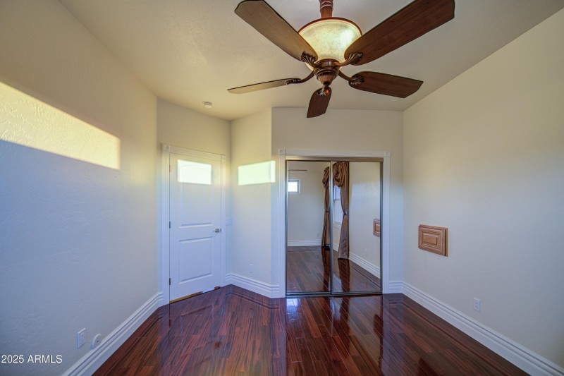 Bedroom 3-pic 2