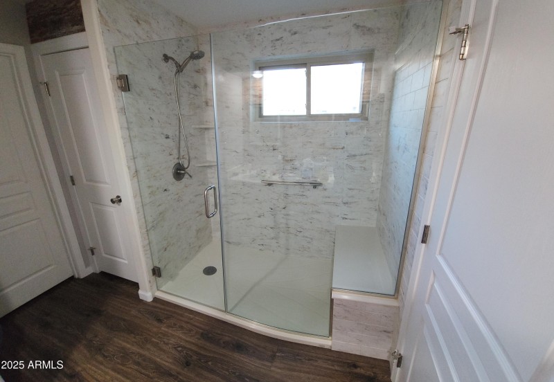 Bruce Ave walk-in shower 3