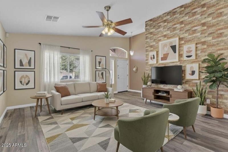 Virtually Staged_FamilyRoom1