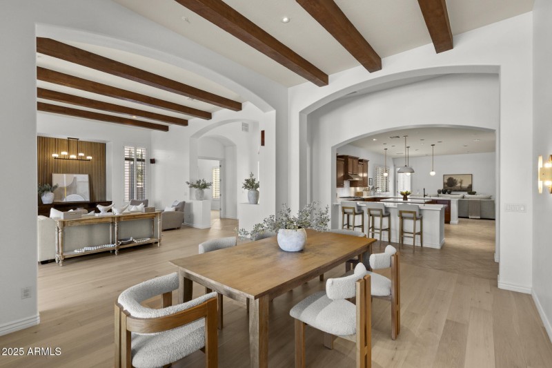 La Verna Formal Dining