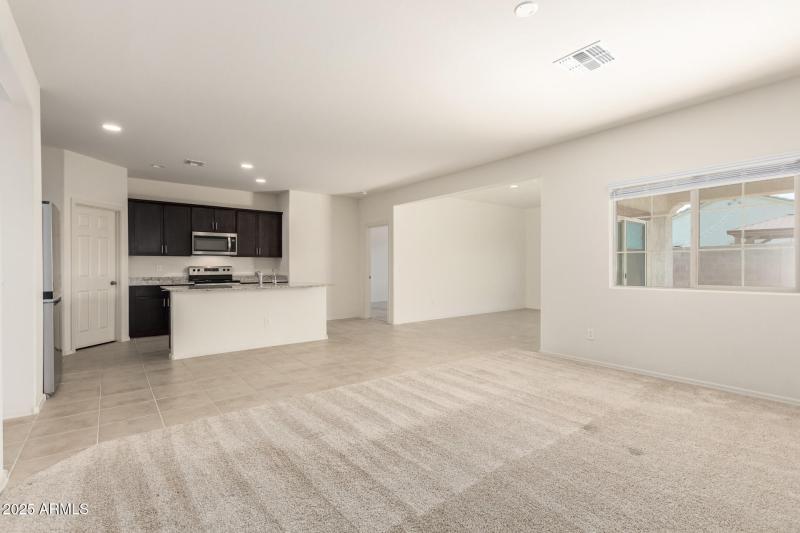 WIDE OPEN FLOORPLAN FOR ENTERTAINING