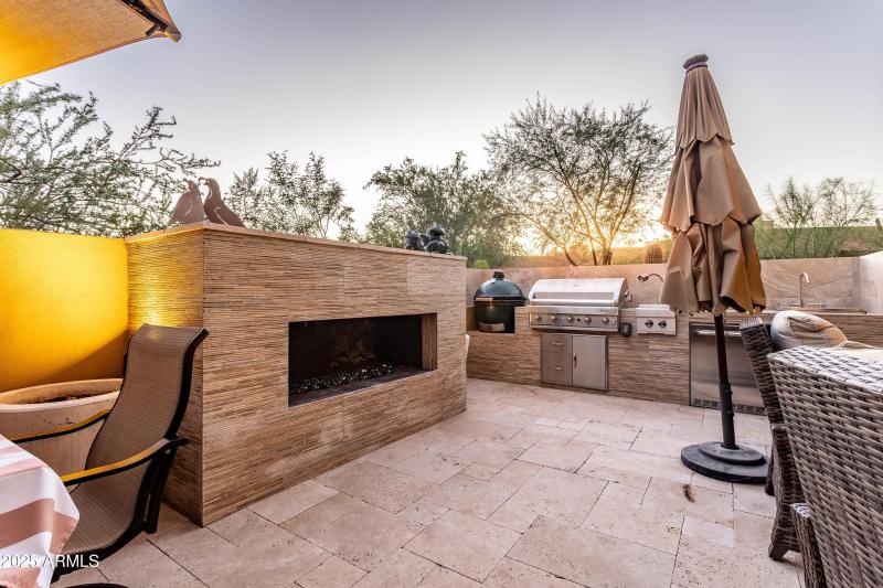 back exteior patio 02