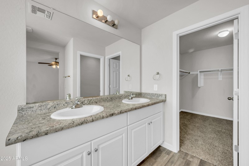 Primary double sinks