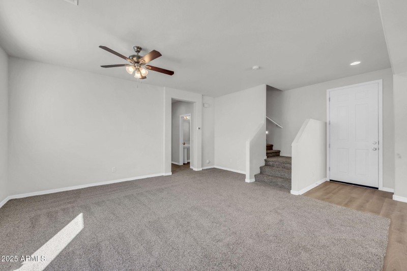 935 E Agua Fria Ln-6