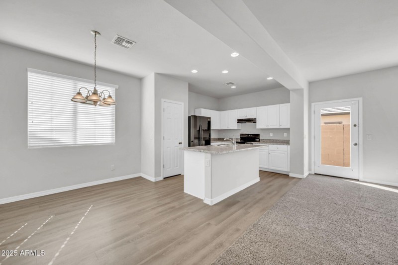 935 E Agua Fria Ln-12